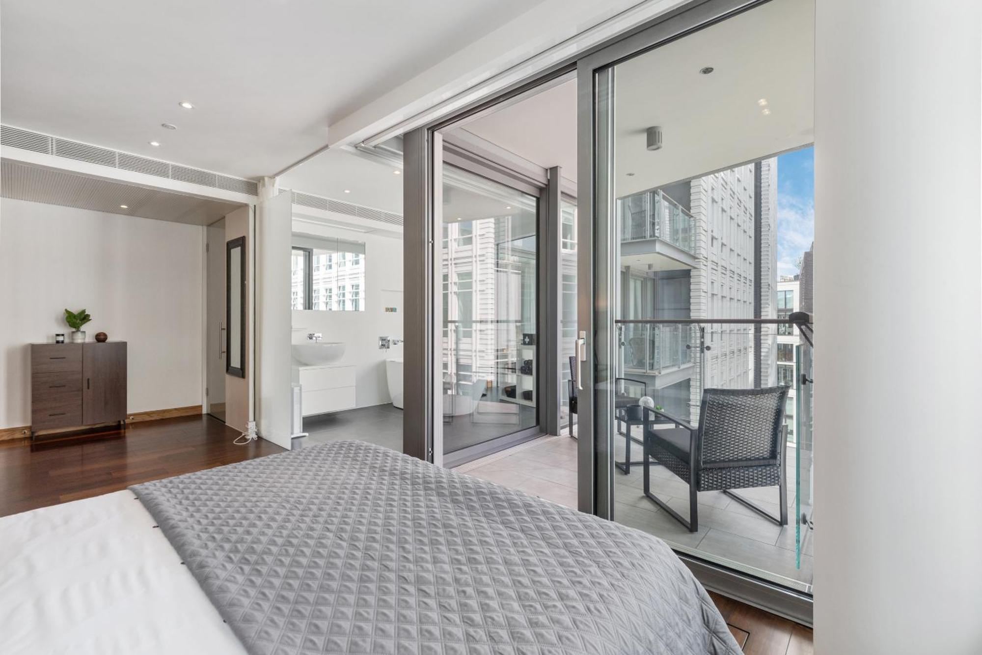 3Bed 3Bath Apt With 2Xbalconies In Central London Apartment Exterior photo