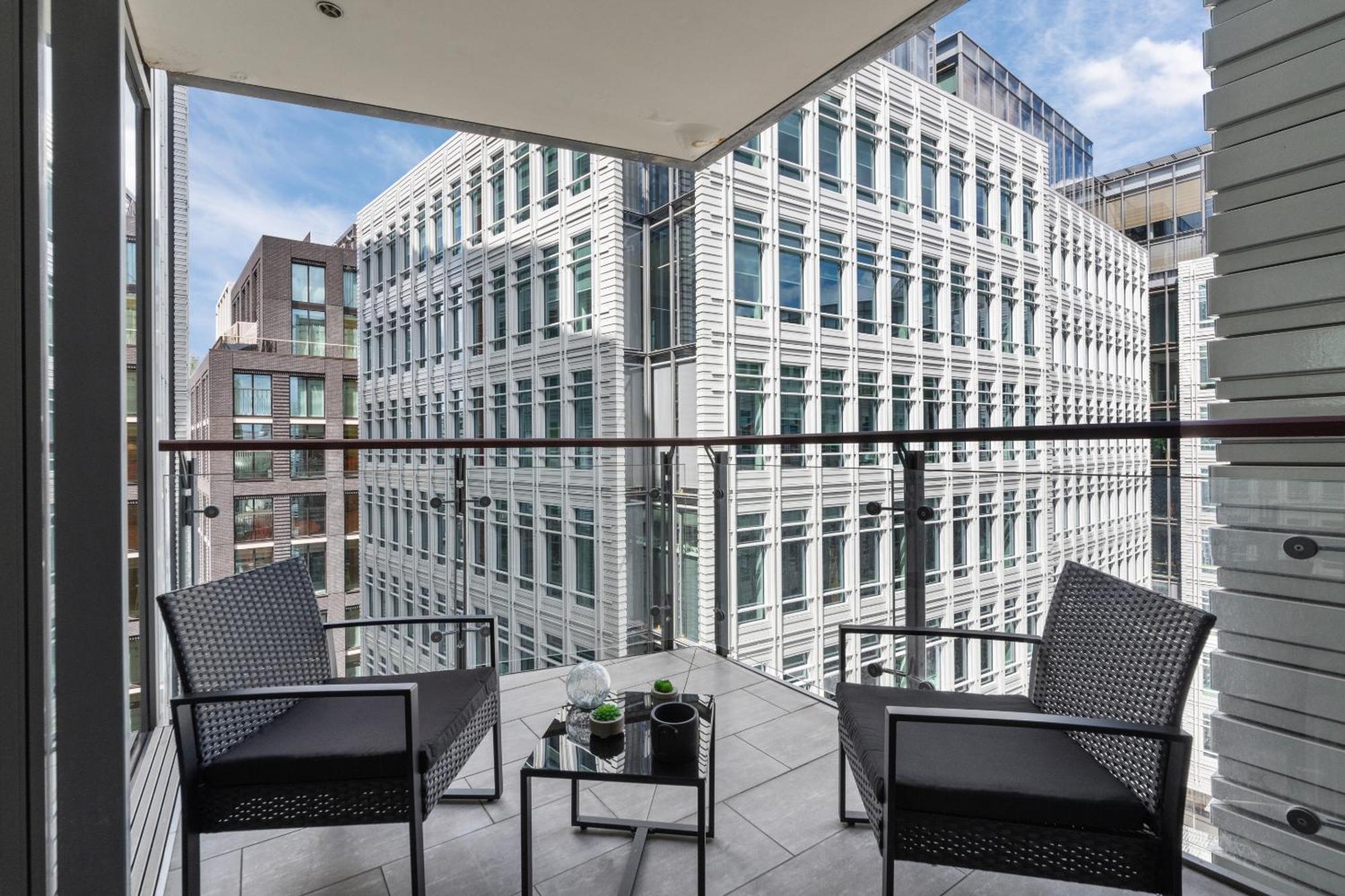 3Bed 3Bath Apt With 2Xbalconies In Central London Apartment Exterior photo